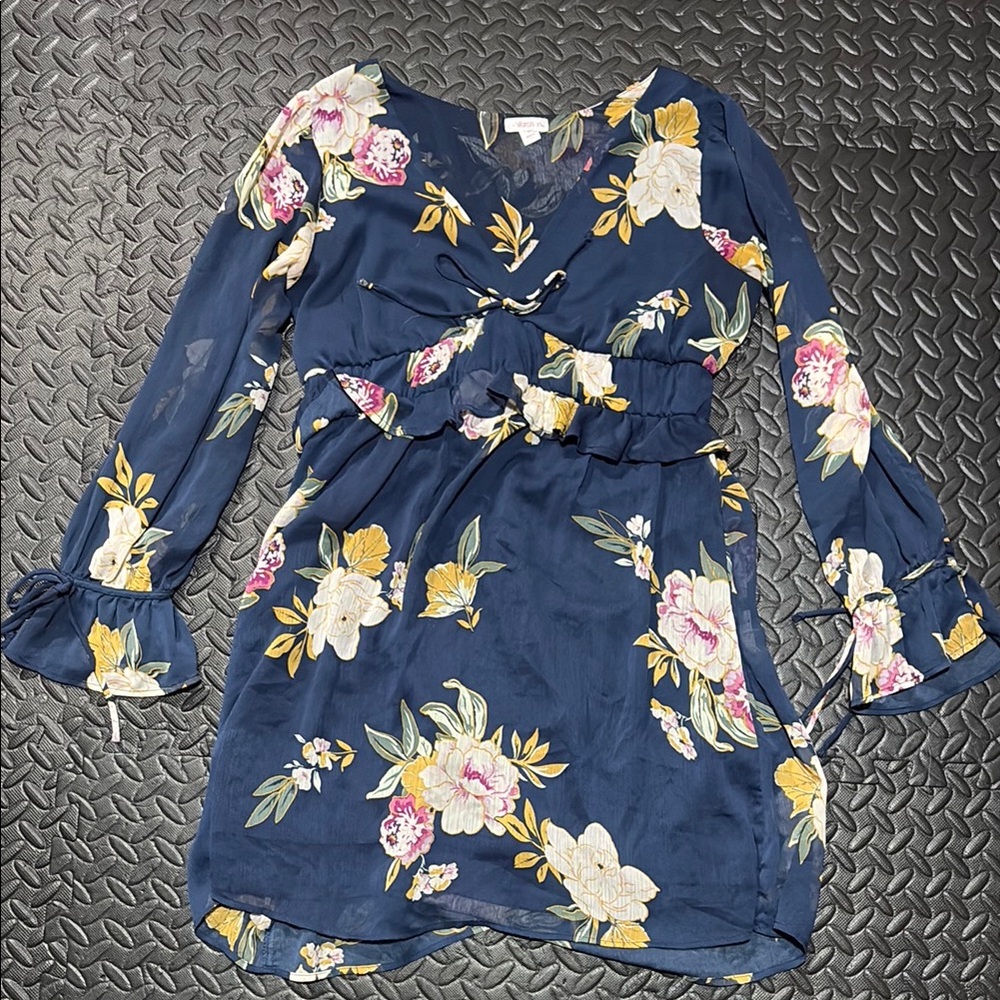 Xhilaration Pink and White Bell Sleeve Sundress
